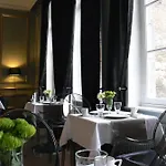 فندق مبيت وإفطار L'hotel Particulier