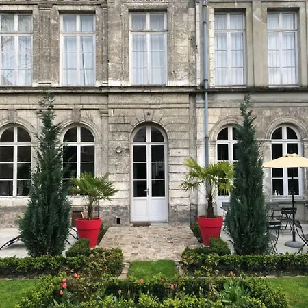 L'hotel Particulier 3* أراس